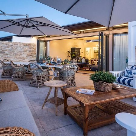 The Upper Deck Penthouse Plettenbergbaai Buitenkant foto