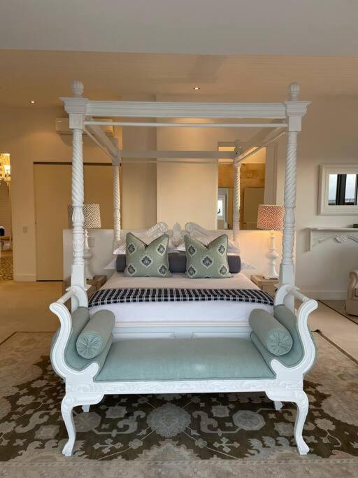 The Upper Deck Penthouse Plettenbergbaai Buitenkant foto